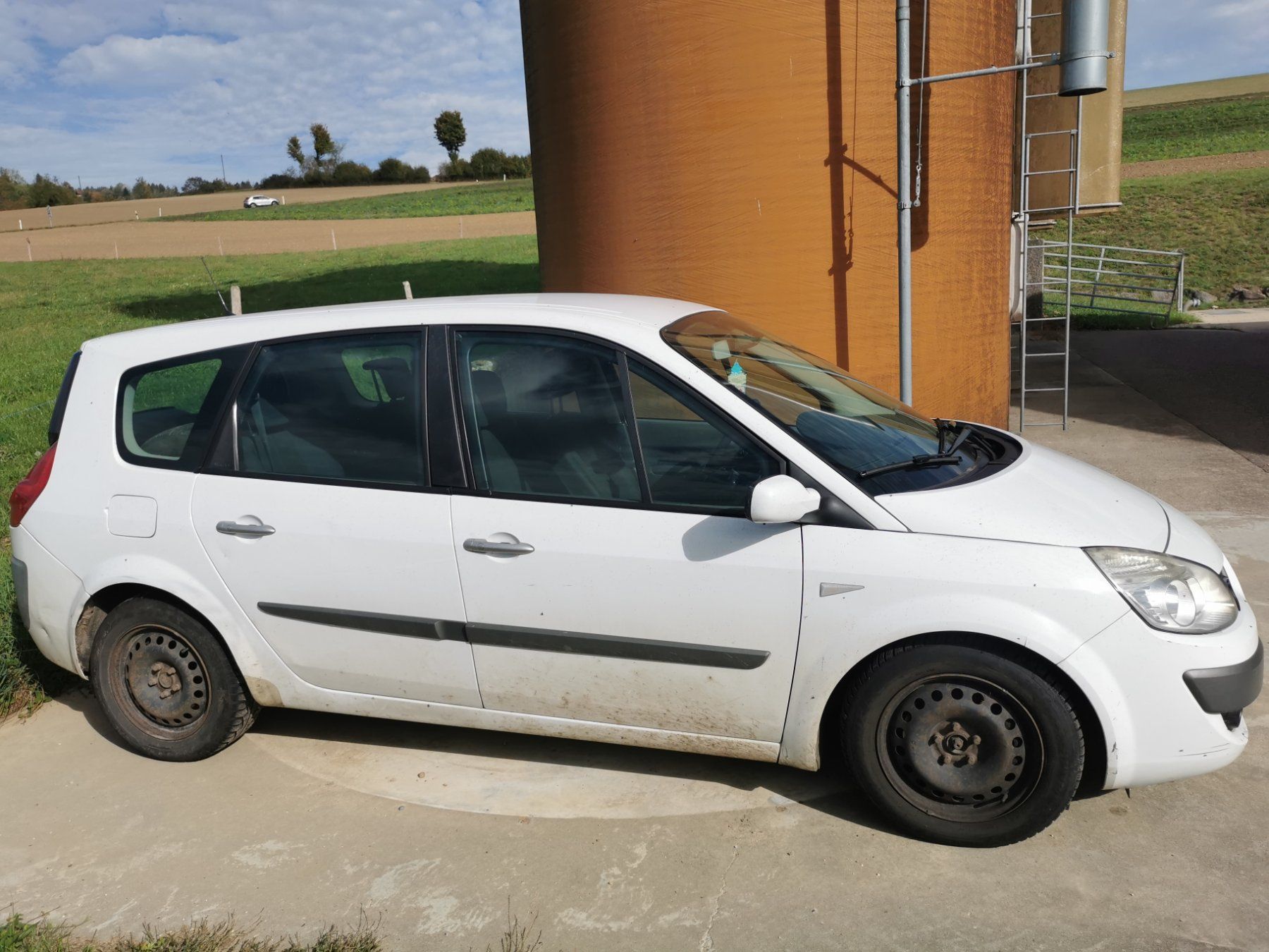 Renault Automobili: Renault Scenic – Difettoso da Oberembrach venduto da Bienchen007 1