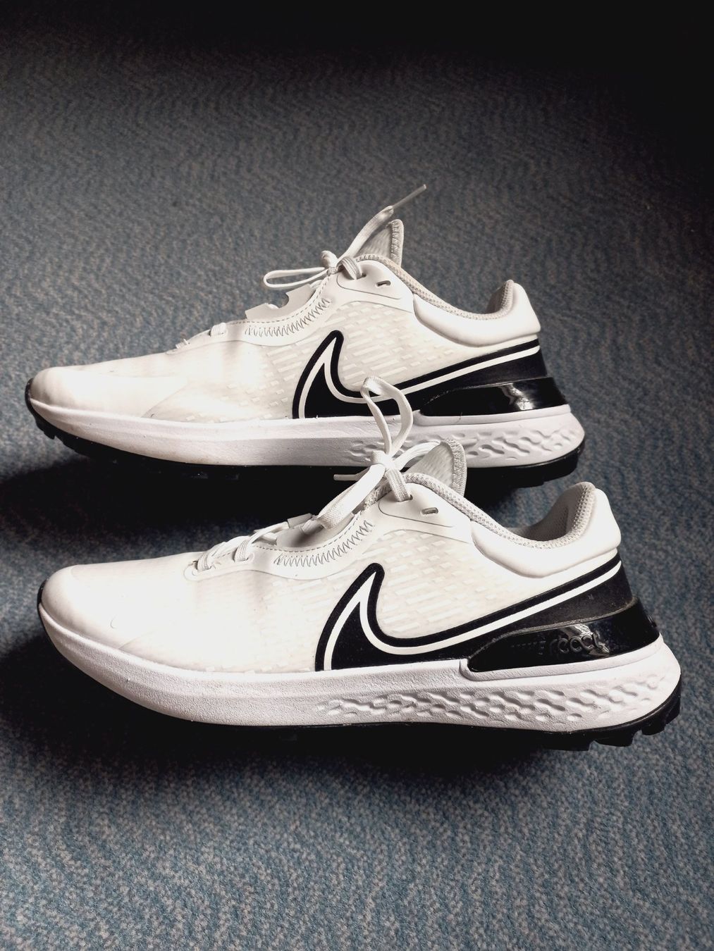 Nike Scarpe da uomo: Nike Golf Shoes – Nuovo (secondo la descrizione) da Moutier venduto da leschluchtre