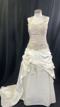 Brautkleid mit Schnürung am Rücken weiss beige NEU/ 36-38