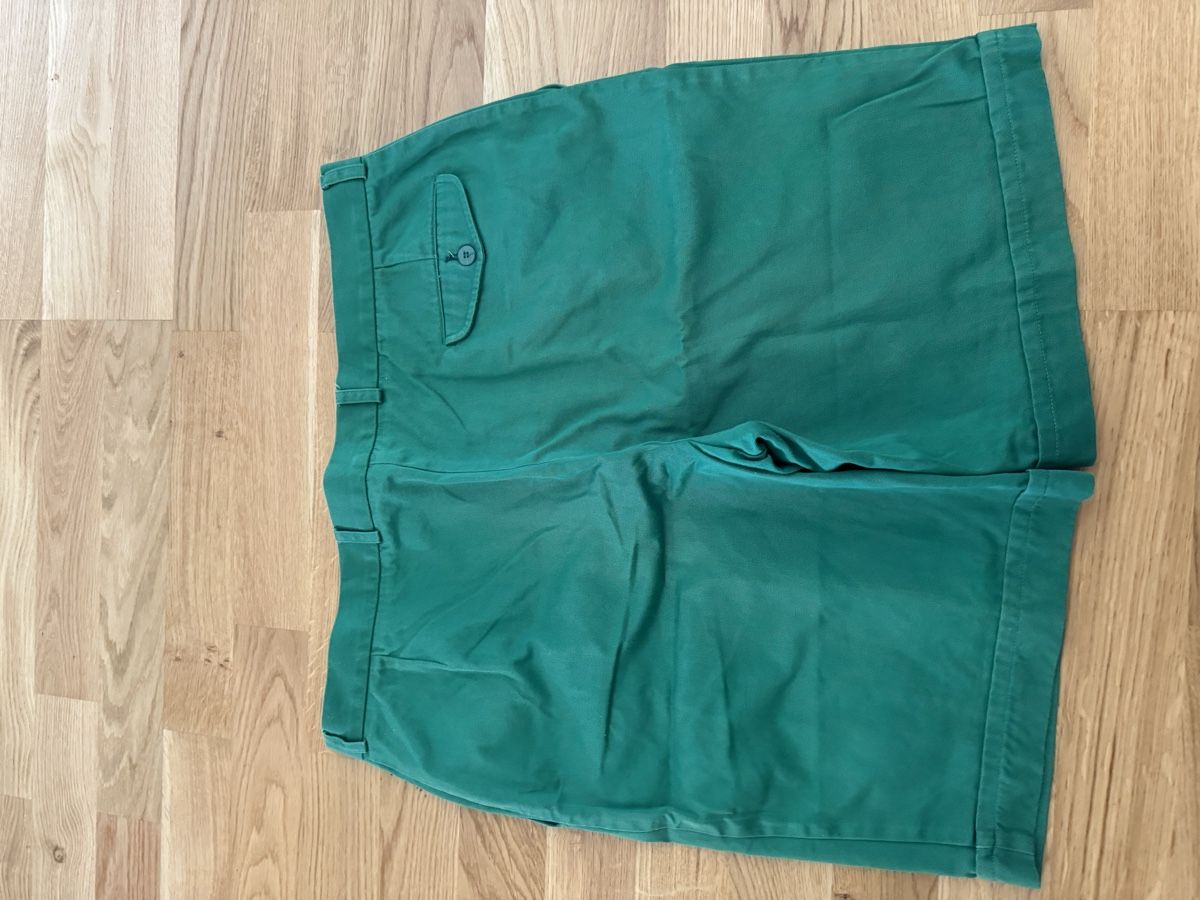 Lacoste Pantaloni: Lacoste Herren Hosen kurz – Usato da Bern venduto da akl_sy9s 3