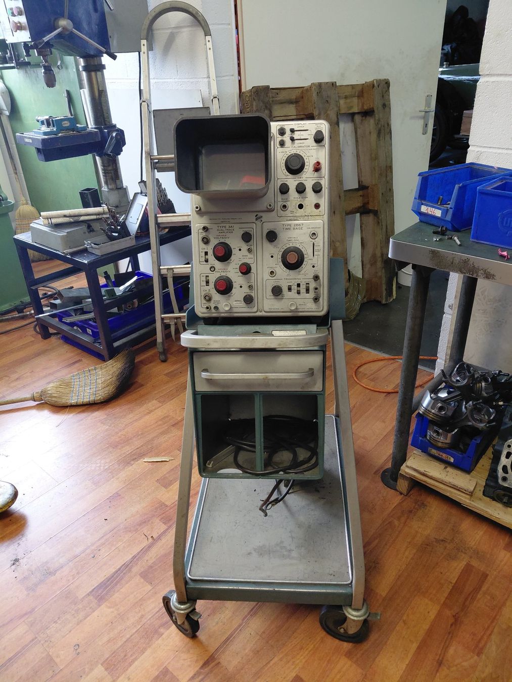 Misurare: Oscilloscope Textronik 564 – Difettoso da Cortaillod venduto da fam_bv6q