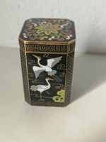 Chinesische Cloisonné-Emailledose.