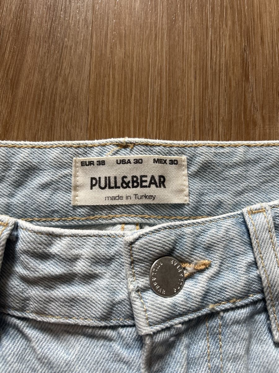 Pull&Bear Jeans: Short en jeans PULL&BEAR – Neuf (Voir description) à Yverdon-les-Bains par Little_M0nster 1