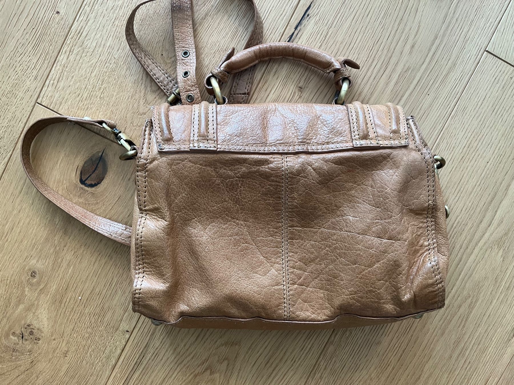 Topshop Taschen für Damen: Topshop Ledertasche cognac Crossbody – Gebraucht aus Gümligen von blackberrys 2