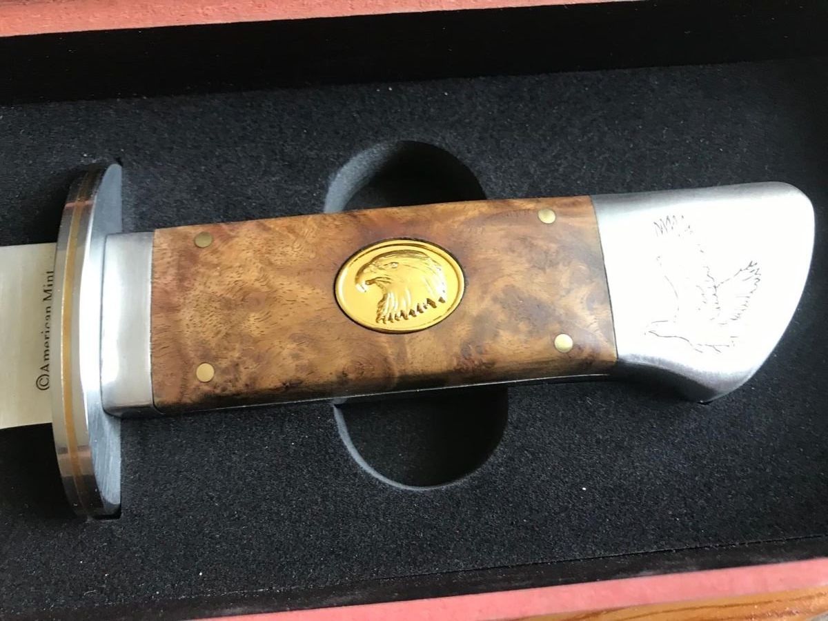 Accessori: Sammlermesser "König der Lüfte" Bald Eagle, neu – Usato da Winterthur venduto da ChicMarkt 1