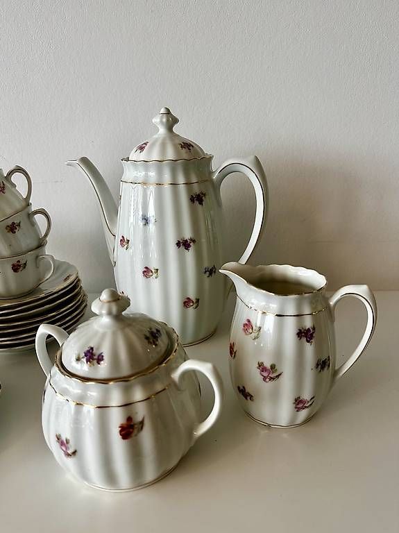 Set di piatti: Service à thé / café (24 pièces) – Usato da Vouvry venduto da aline_s 3