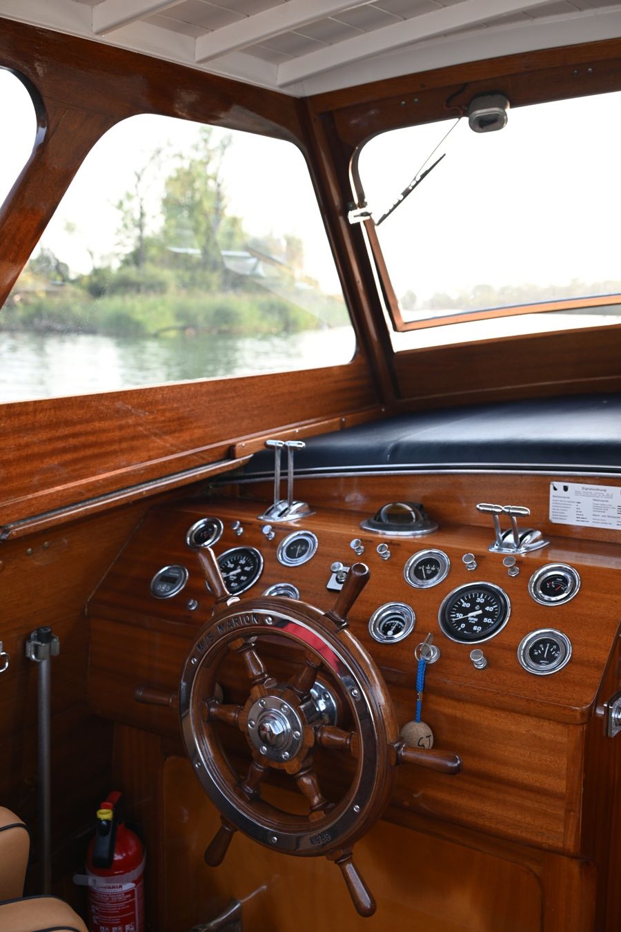 Swiss Craft Barche: Swiss Craft Motorboot Klassiker – Usato da Solothurn venduto da Eduka72 7