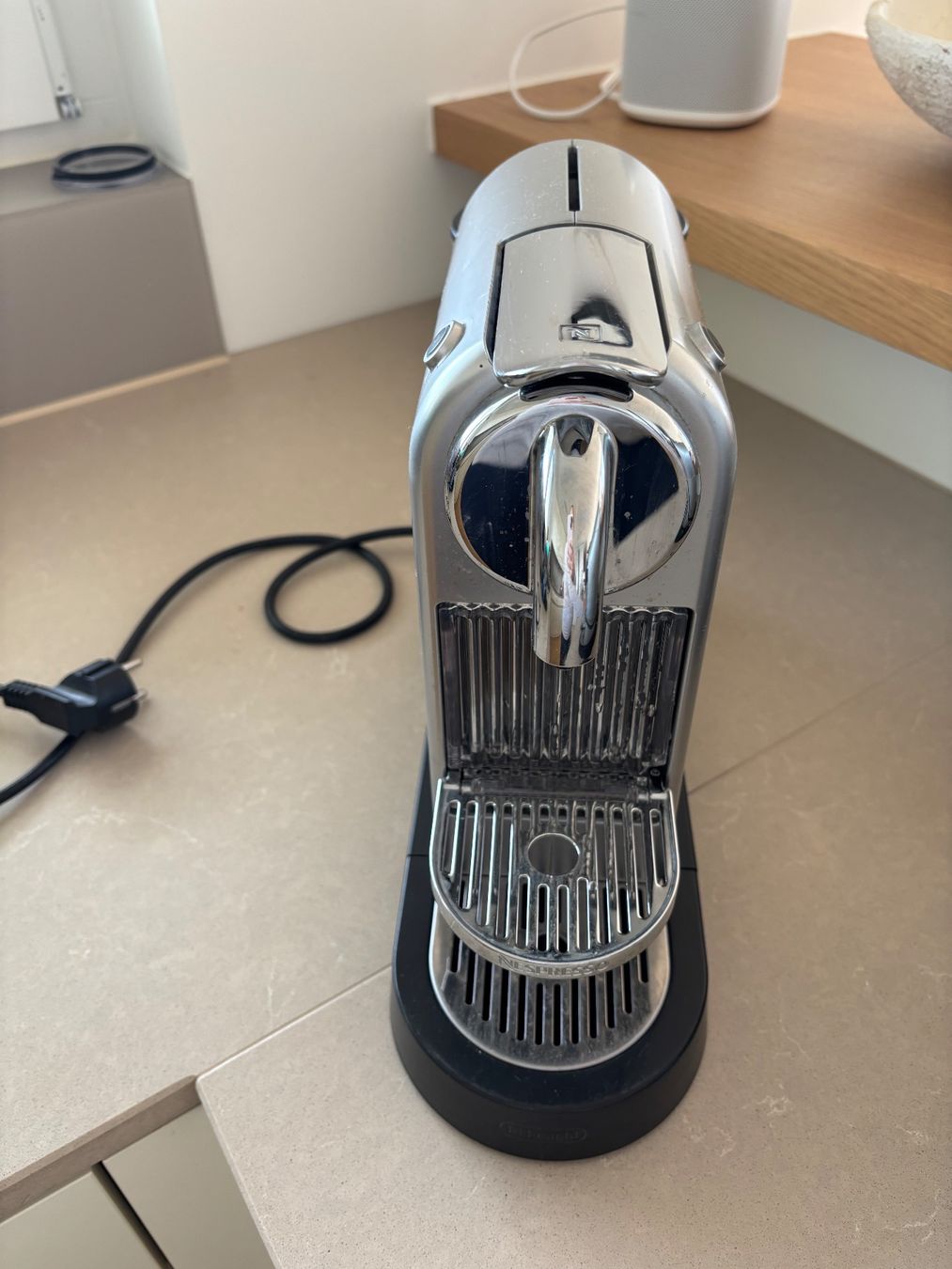 Nespresso Macchine per caffè & Macchine per espresso: Nespresso Café Maschine – Usato da Rüschlikon venduto da mai_5ngh 3