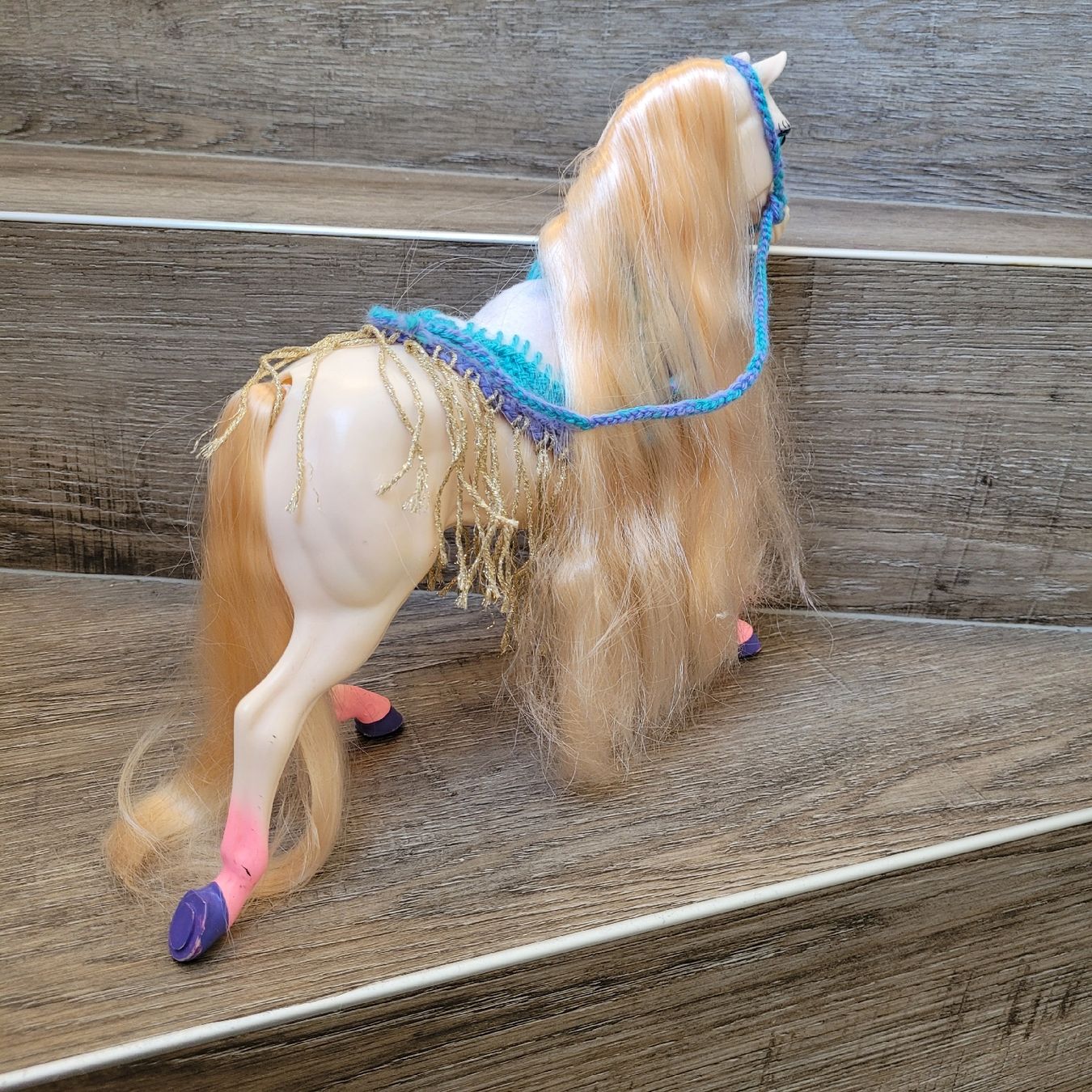 Giocattoli: Barbie Pferd Buttetfly und Puppe – Usato da Niederbuchsiten venduto da klengyel 2