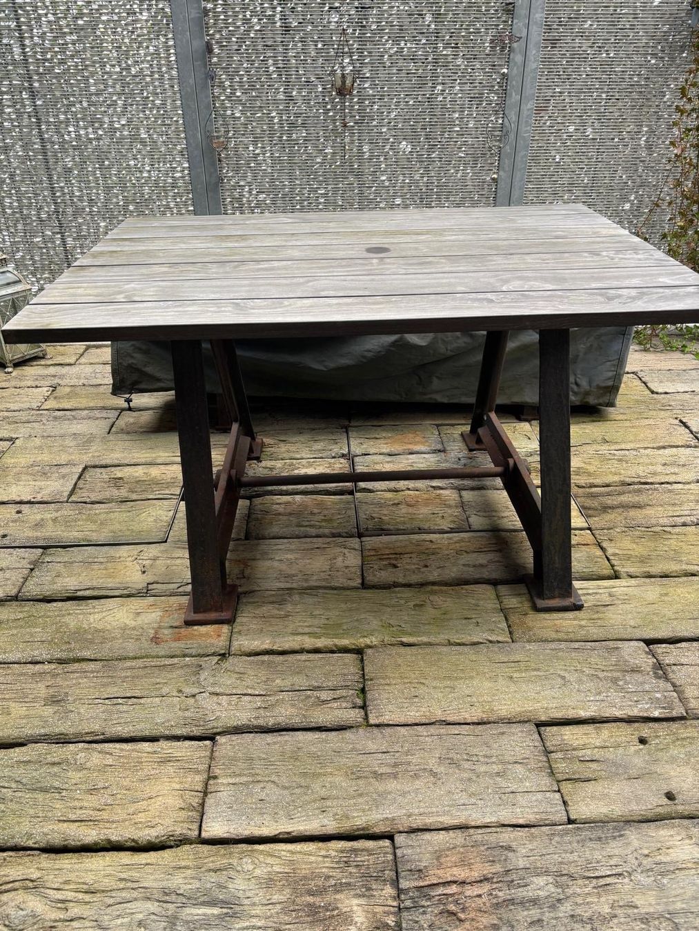 Tables: Gartentisch – D'occasion à Dättwil par nic_db8r 2