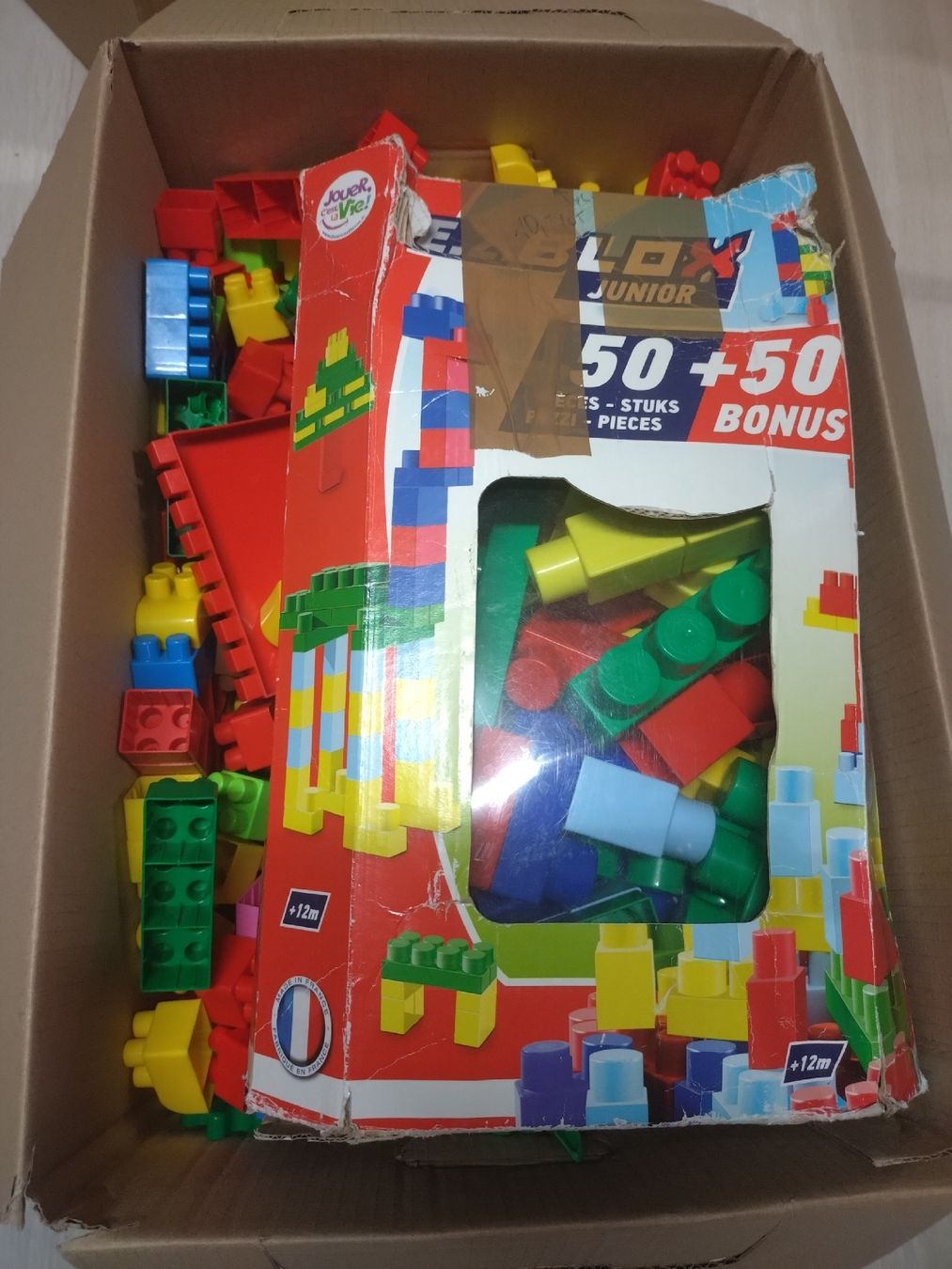 Kit di costruzioni: Lot de briques de construction et jouets divers Bébé junior – Usato da Farvagny-le-Grand venduto da LaCaverne 1