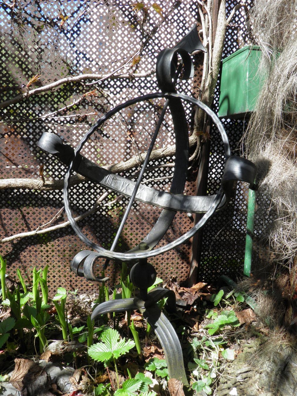 Vintage Sonnenuhr für den Garten aus Schmiedeeisen Kaufen auf Ricardo