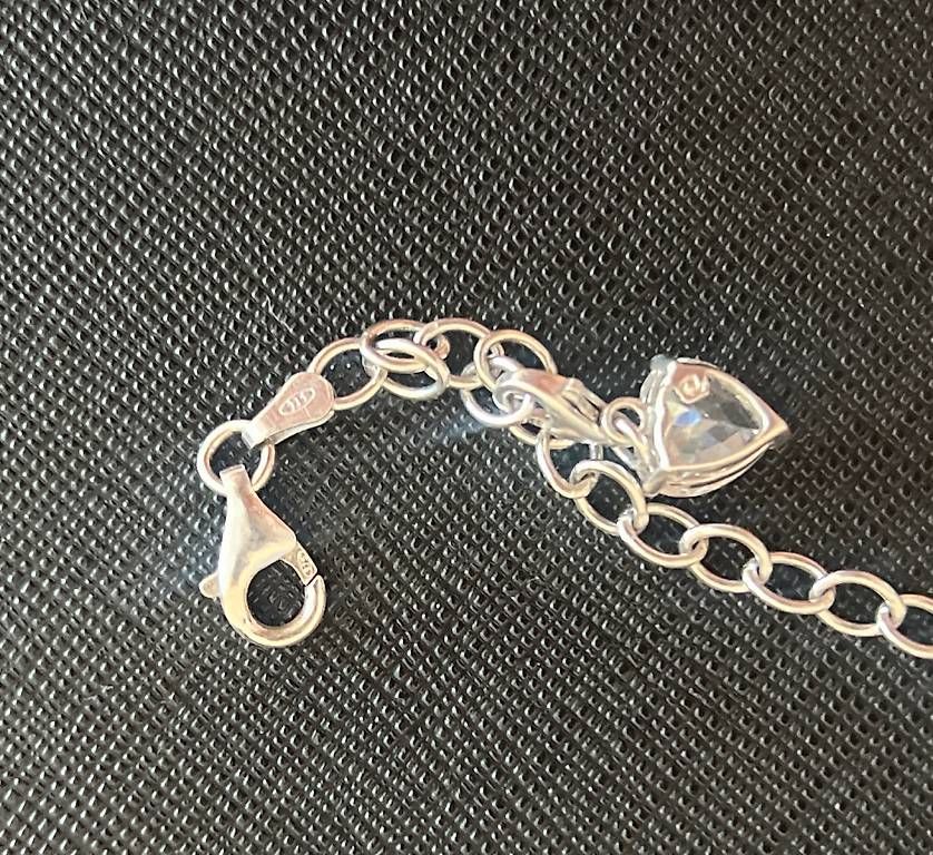 Armbänder & -reifen: echt Silber Arband mit Herzanhänger – Gebraucht aus Zürich von Berrrfin 2