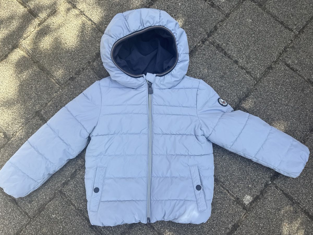Jacken & Mäntel: Kinder Steppjacke hellblau mit Kapuze – Gebraucht aus Muttenz von veroo8