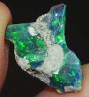 Edelstein L-9781– Schwarzer Äthiopischer Opal roh 6.70 Karat
