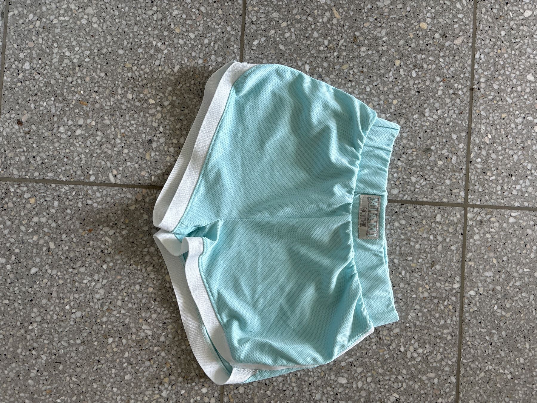 Pantaloni: Mädchen 2x Sommer Shorts, Grösse 134 - 140 – Usato da Otelfingen venduto da Stme77 1