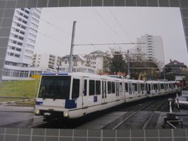 Echtfoto Lausanne mit Stadtbahn
