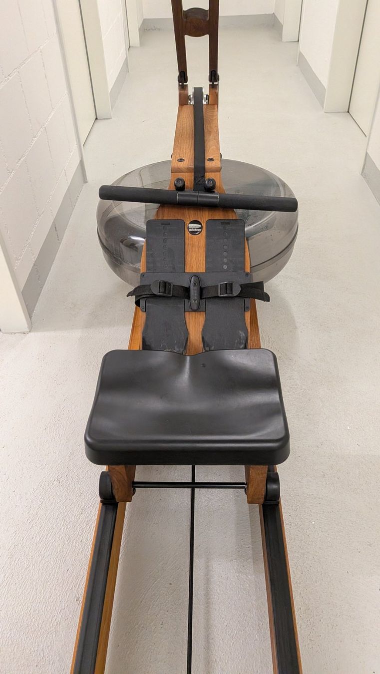 WaterRower Hometrainer: High-End Rowing Station: WaterRower Nussbaum mit SmartRow – Usato da Staufen venduto da scorpio.73 8