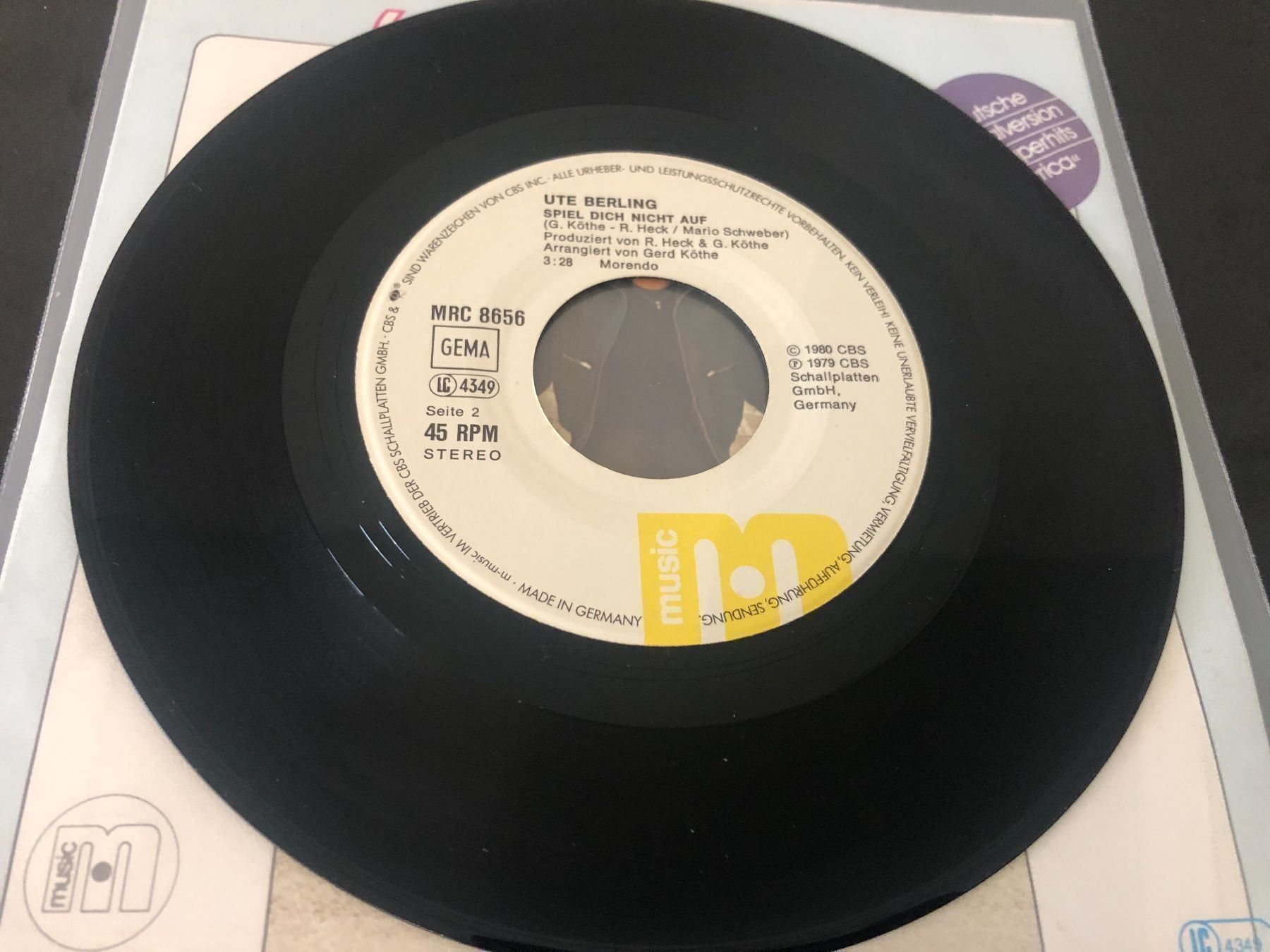 Dischi in vinile: Ute Berling - Amerika 7“ – Usato da Schübelbach venduto da Klabauterli 3