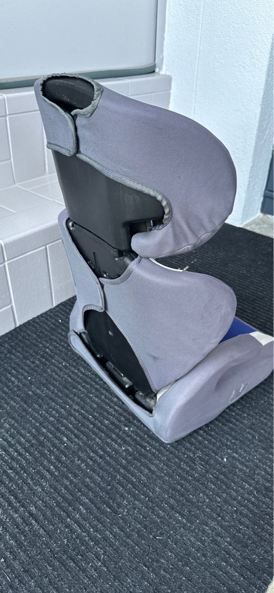 Sièges auto: Kinderautositz – D'occasion à Lausen par semdix 1