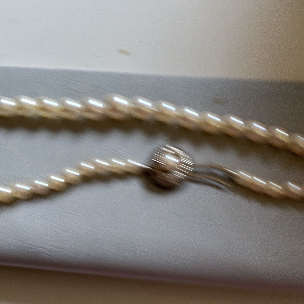 Catenine: Collier de perles – Usato da Granges-Paccot venduto da keopskephrem 1