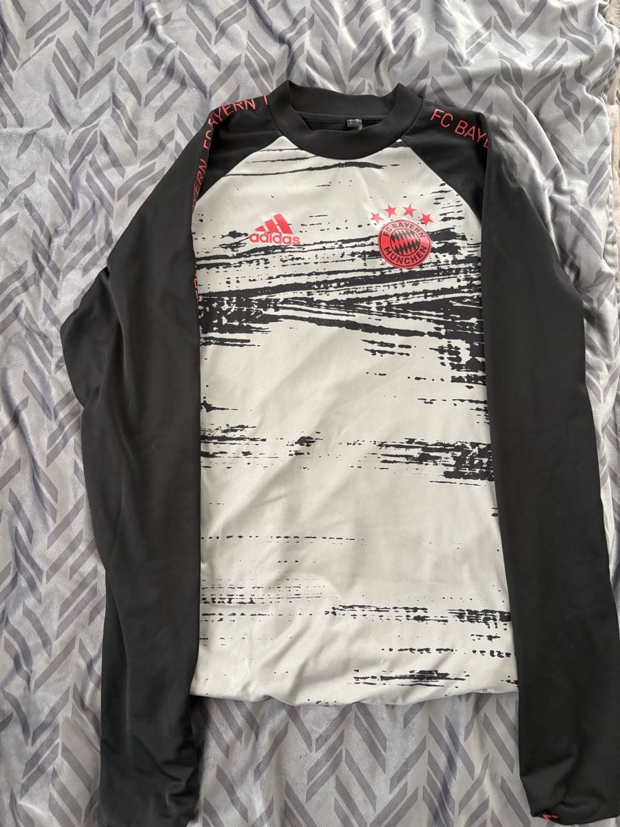 Adidas Maglioni & Felpe: Fc Bayern Longsleeve Xs – Nuovo (secondo la descrizione) da Wengen venduto da Kienzler240509