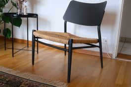 Modern Black Chair with Woven Seat – Like New!