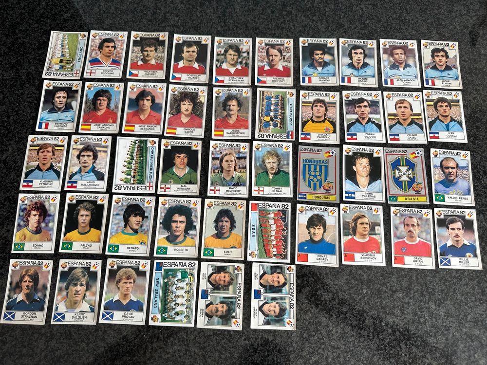 Panini España 50 Enveloppes Cartonnées Bluey - Collection Officielle