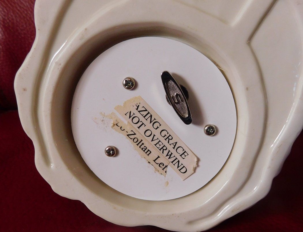 Carillon: Spieldose Engel, 17 cm – Usato da Villnachern venduto da Schnugelchen 2