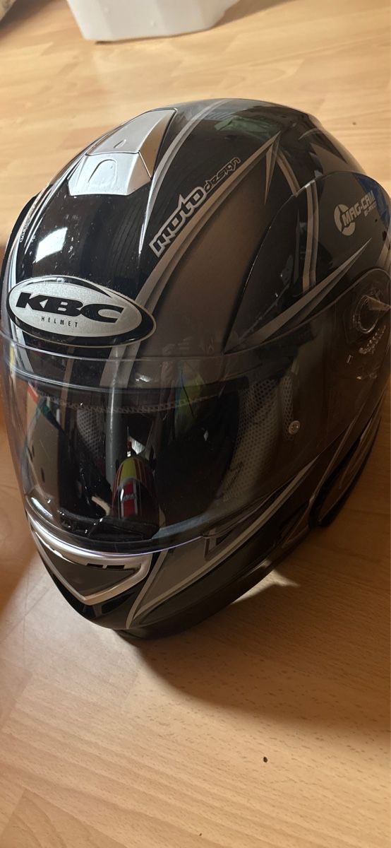 Caschi & visiere: Casque  intégrale Moto KBC modulable XS – Usato da Evionnaz venduto da roh_l5yz