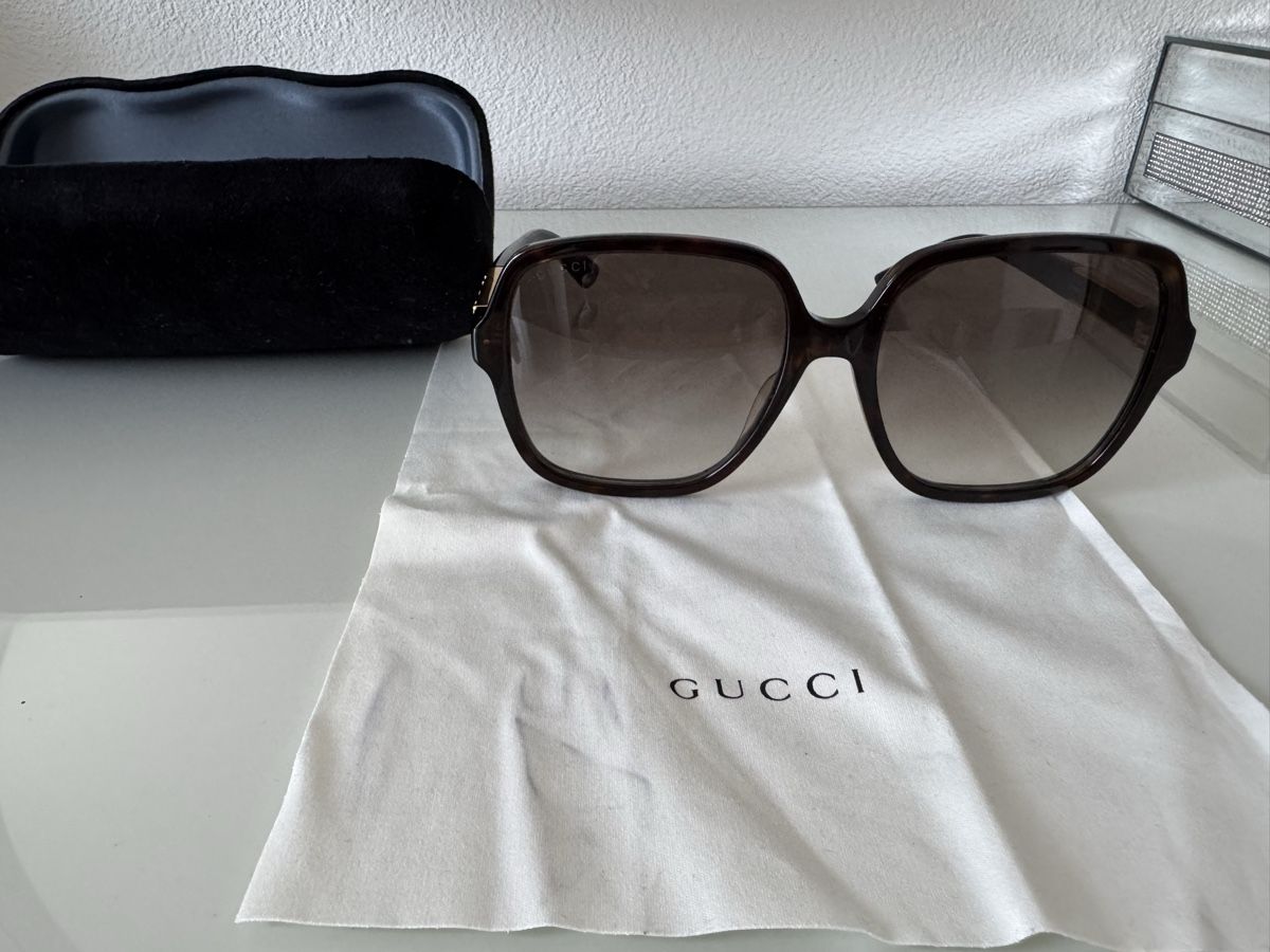 Gucci Occhiali & Lenti: Gucci Sonnenbrille – Usato da Nänikon venduto da Belle1605 1