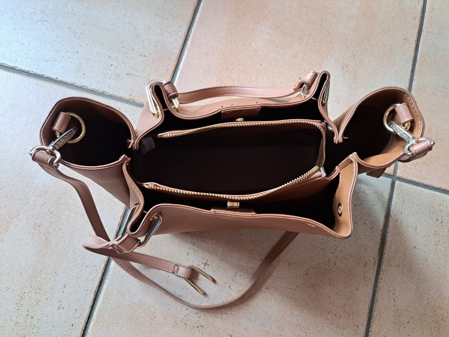 Valentino Borse da donna: Tasche von Valentino – Usato da Neuhausen venduto da carmen_jill 1