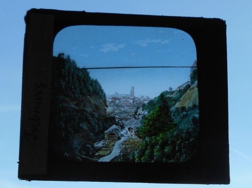 Foto & Immagini: Fribourg Farbiges Glasdia Antik – Usato da Zürich venduto da swisscristal01