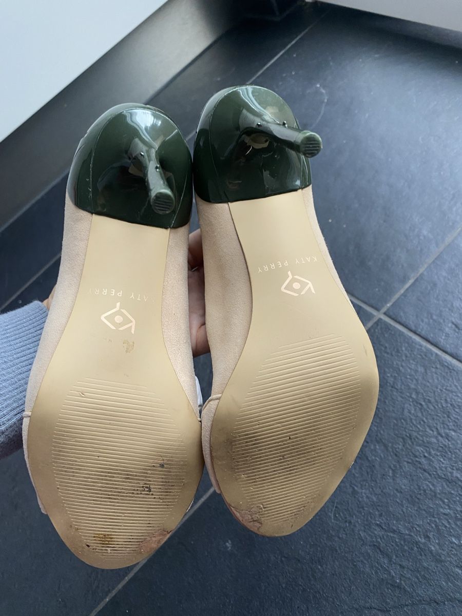 Scarpe da donna: Katy Perry Rose pumps – Nuovo (secondo la descrizione) da Zug venduto da kse_w9mn 3