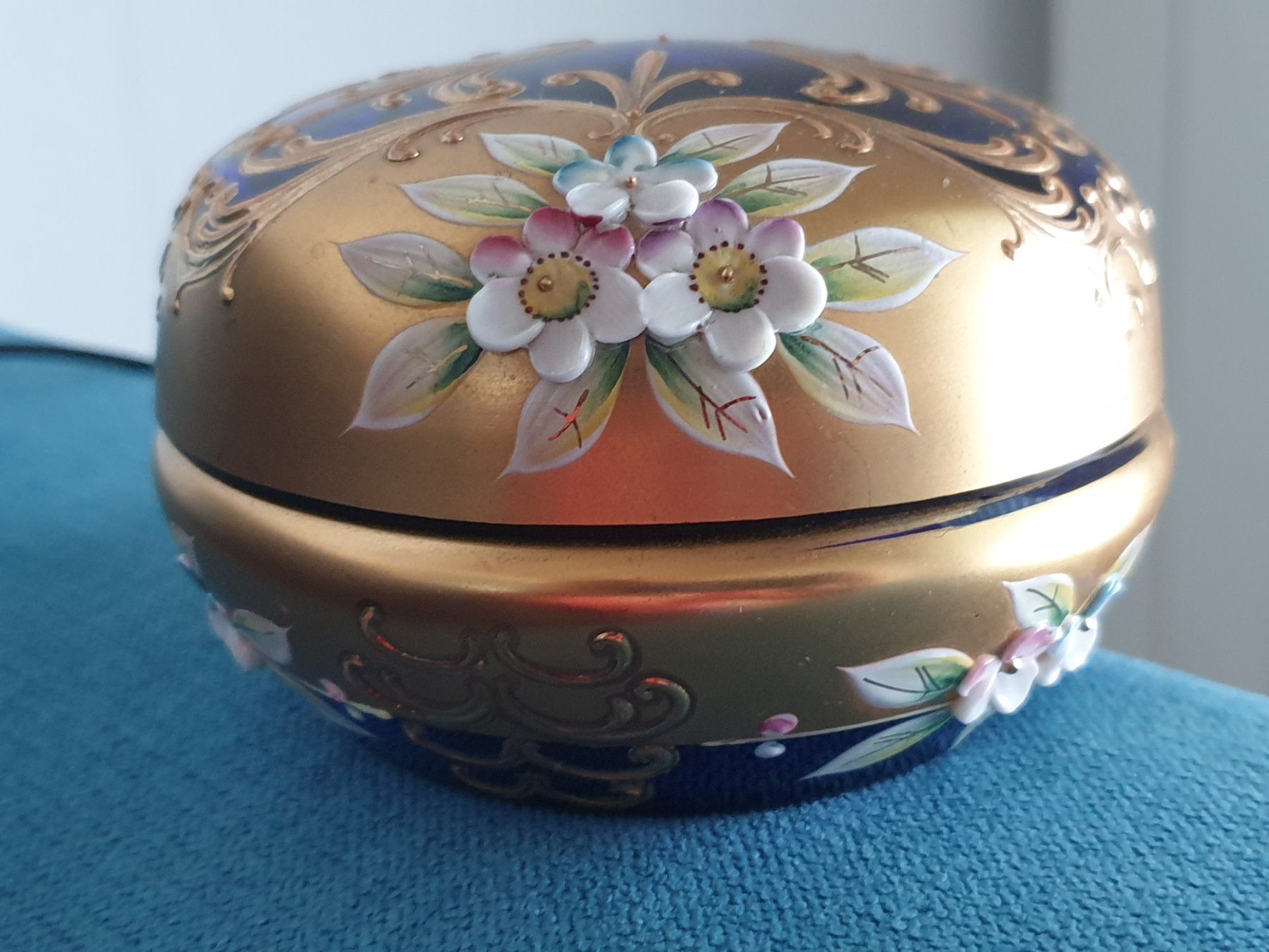 Bicchieri: Antike Bohemian Glasdose mit Deckel – Usato da Lengnau BE venduto da Mango888 2