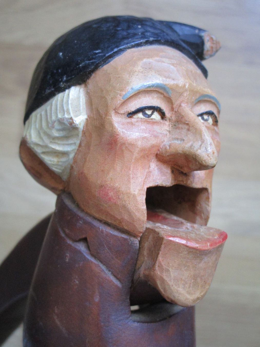 Statuette: Antiker Nussknacker wohl Brienz – Usato da Heimberg venduto da Lupo57 1