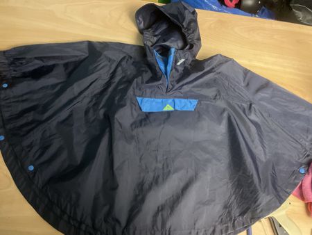Decathlon Regenponcho Kinder, Grösse 4-6 Jahre, Top Zustand