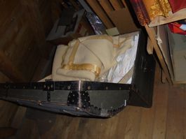 Antike Reisetruhe, Holzkiste, Schatztruhe, Vintage