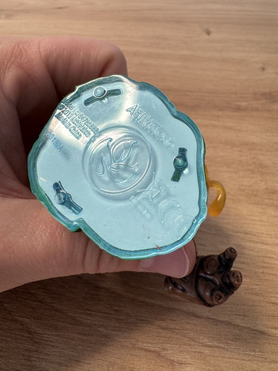 Statuette: Lightcore Bumble Blast Skylanders Swap Force Imaginators – Usato da Biberist venduto da etesummer 2