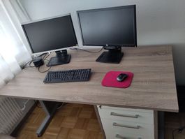 Schreibtisch (massiv,  Eiche) mit Schubladenstock