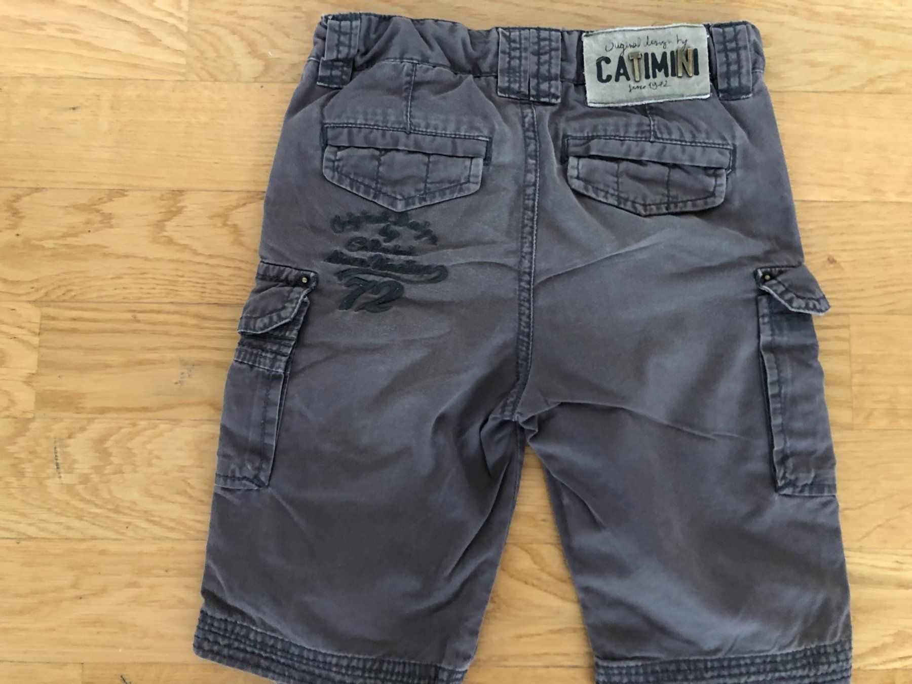 Pantaloni: Kurze Hose von Catimini Gr.102 – Usato da Buchs SG venduto da sunset55 1