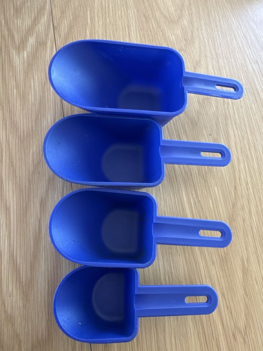 Tupperware Elettrodomestici da cucina: Tupperware Messbecher  – Nuovo (secondo la descrizione) da Bülach venduto da Mellinchen30