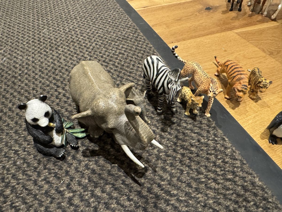 Schleich Figurines: Tierfiguren Zoo und Dinosaurier – D'occasion à Oberkirch LU par Kusi750 3