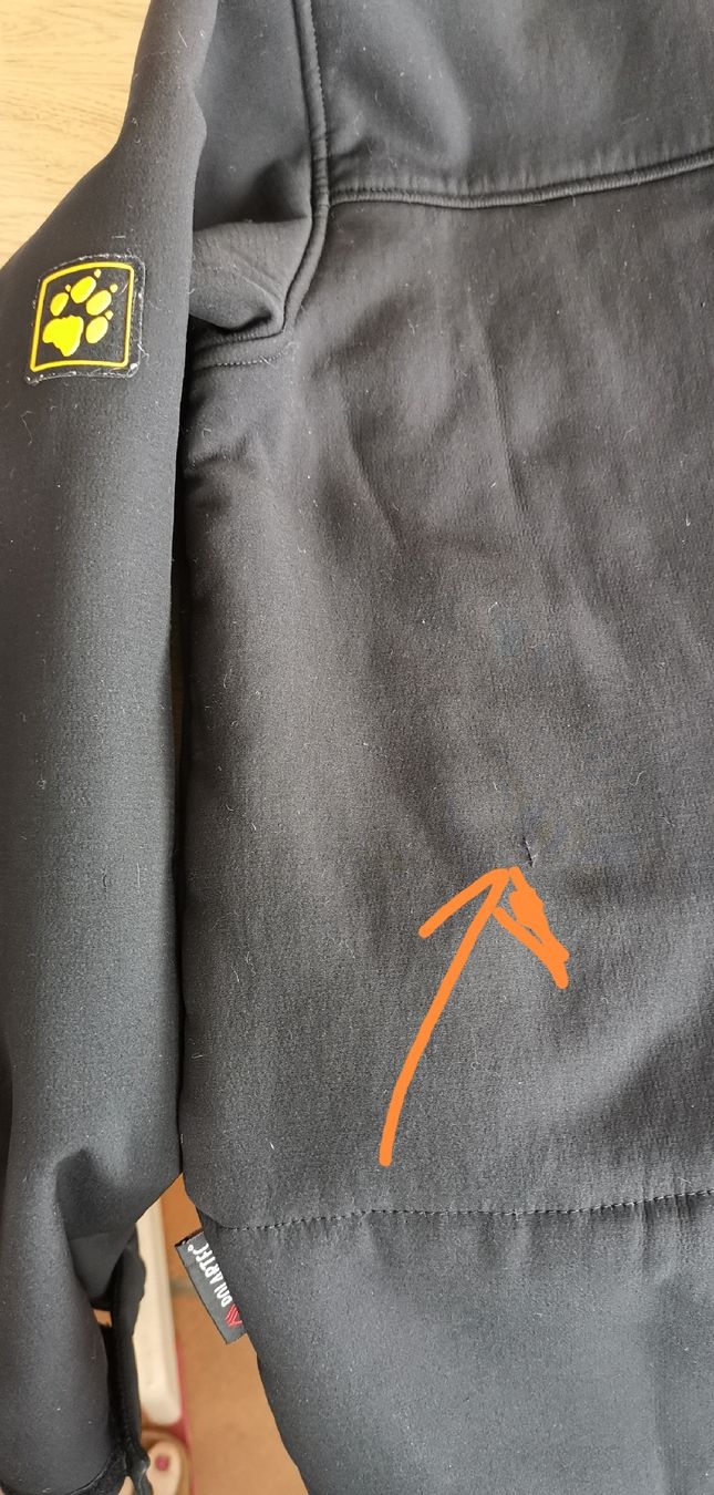 Jack Wolfskin Giacche: Schwarze Softshelljacke Jack Wolfskin – Usato da Uetendorf venduto da Timo2022 5