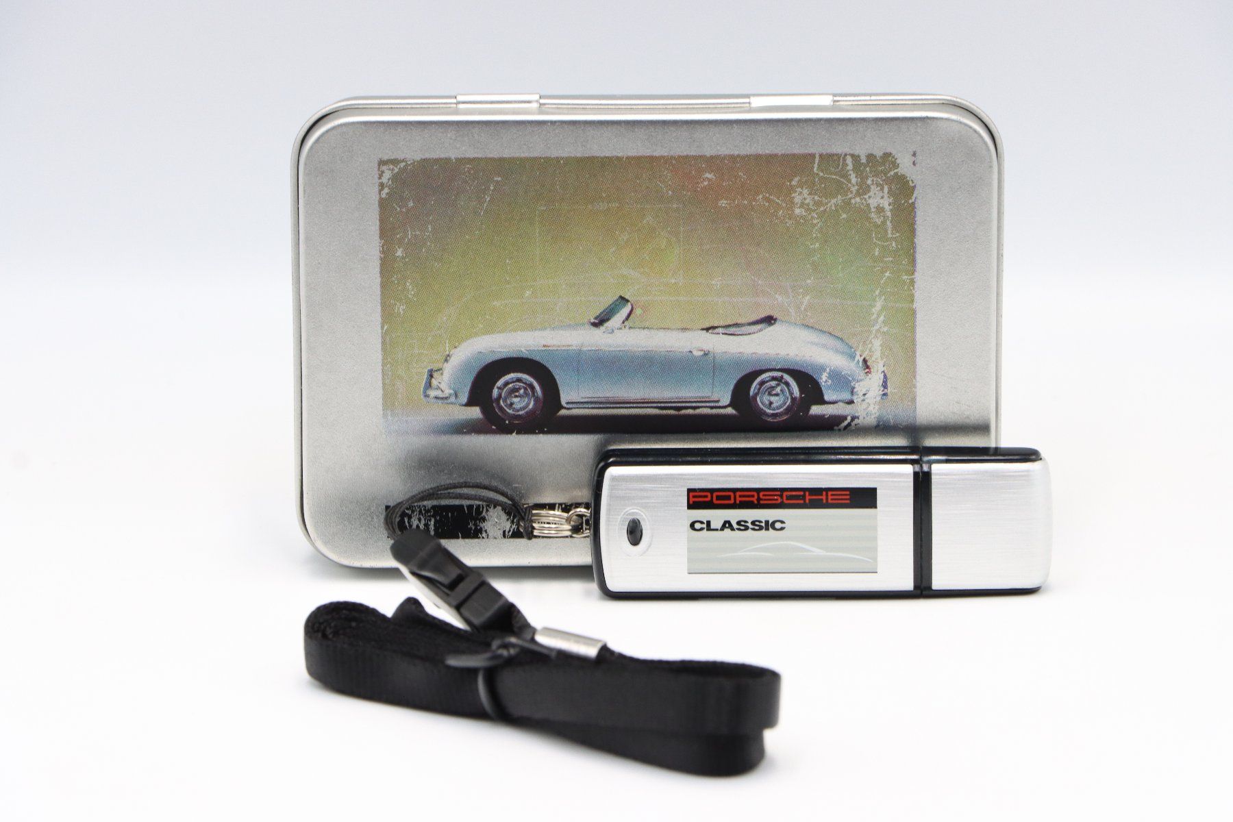 Porsche Chiavette USB: Porsche Classic USB Stick 1 GB – Nuovo e nell'imballaggio originale da Bühl b.Aarberg venduto da Collectorpassions
