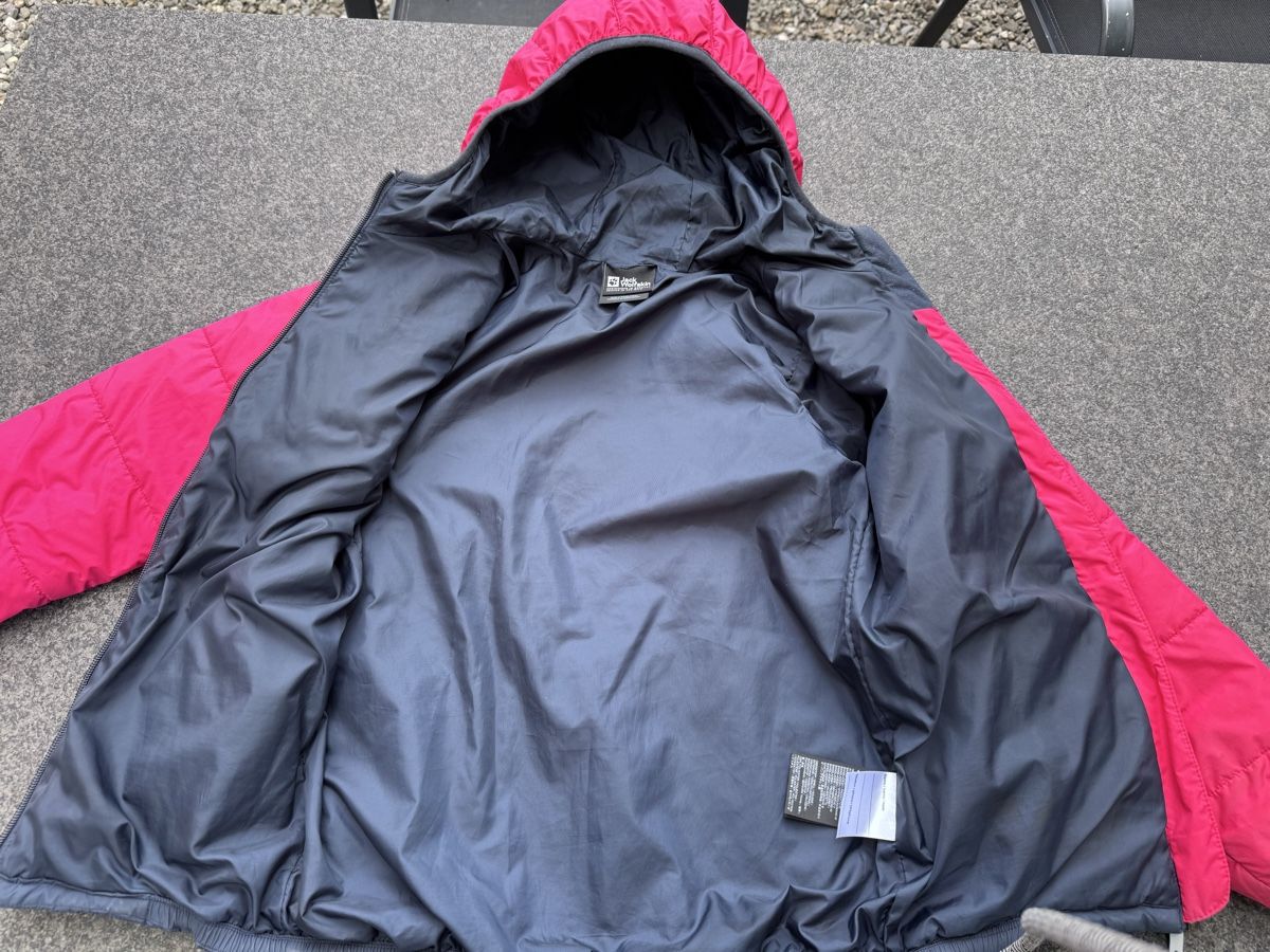 Giacche & Cappotti: Jack Wolfskin Kinderjacke Grösse 140 – Usato da Niederbüren venduto da Oetschli 4
