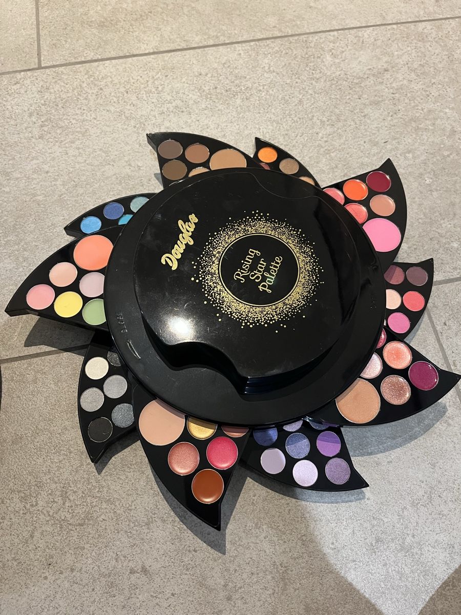 Douglas Make-up: Douglas Rising Star Palette, neu – Neu und originalverpackt aus Eschenbach SG von lena.0112