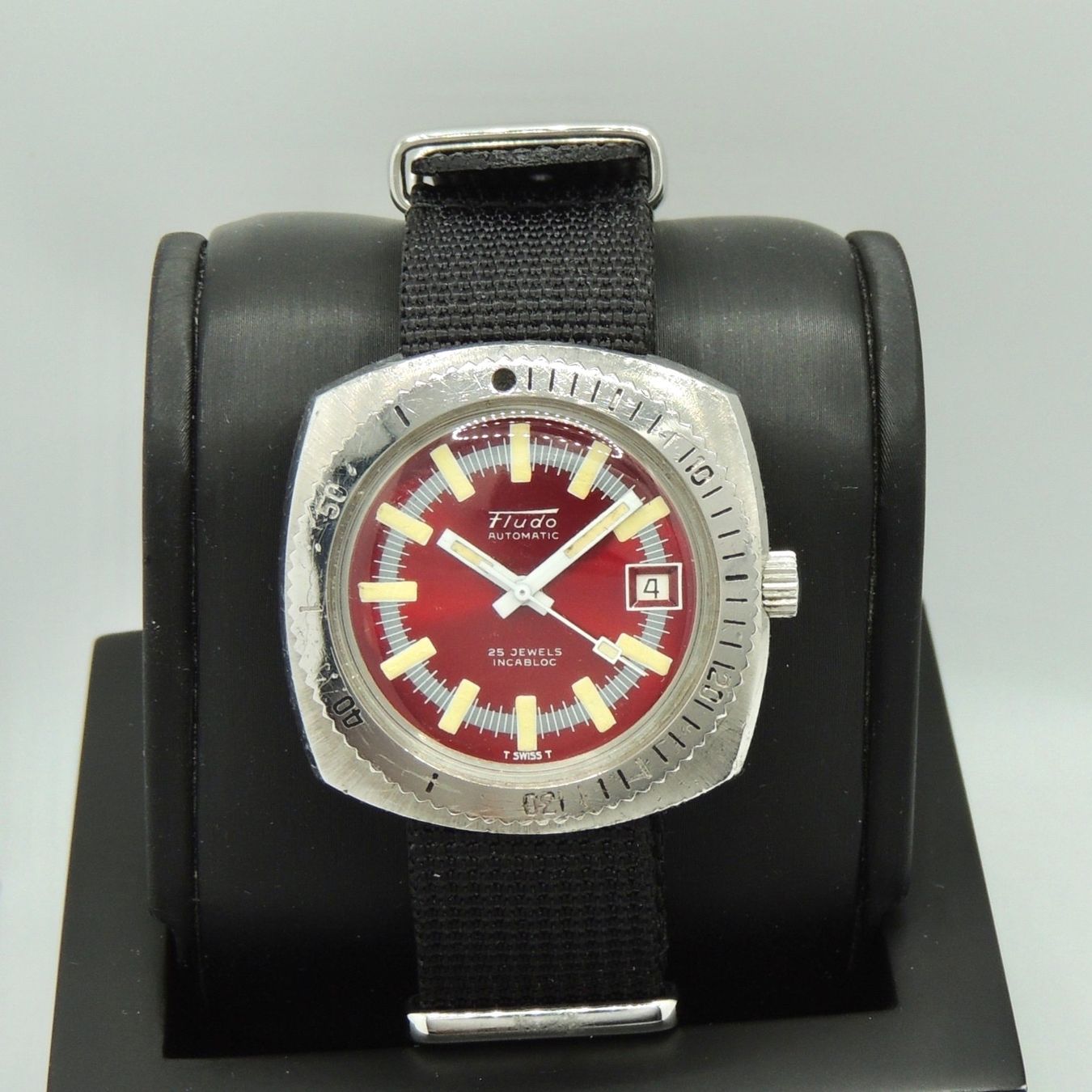 Orologi: Montre Fludo Automatic vintage – Usato da Lausanne venduto da DuGoutetdesCouleurs 1