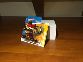 Troy Soldier 1/64 Hot Wheels 2012 HW Premiere