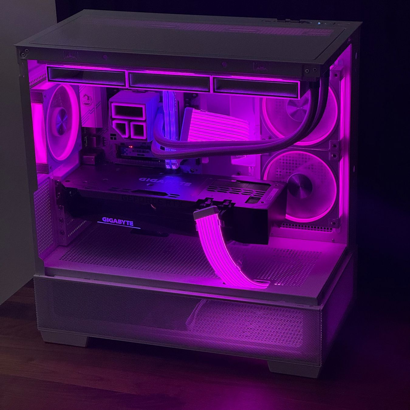 PCs: PC Gaming aesthetic RTX 3070TI / Ryzen 5 3600 – Neu (gemäss Beschreibung) aus Préverenges von VisionPCs 2